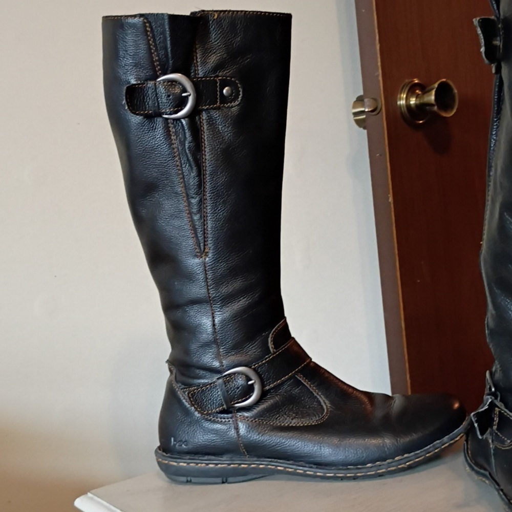 Women's Boots Black Calf High Zip Up, Lightly Adjustable, By b.o.c. - Picture 4 of 9